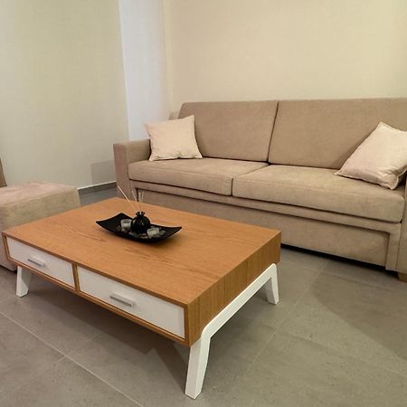 Odore Di Mare Apartments Sarandë Buitenkant foto
