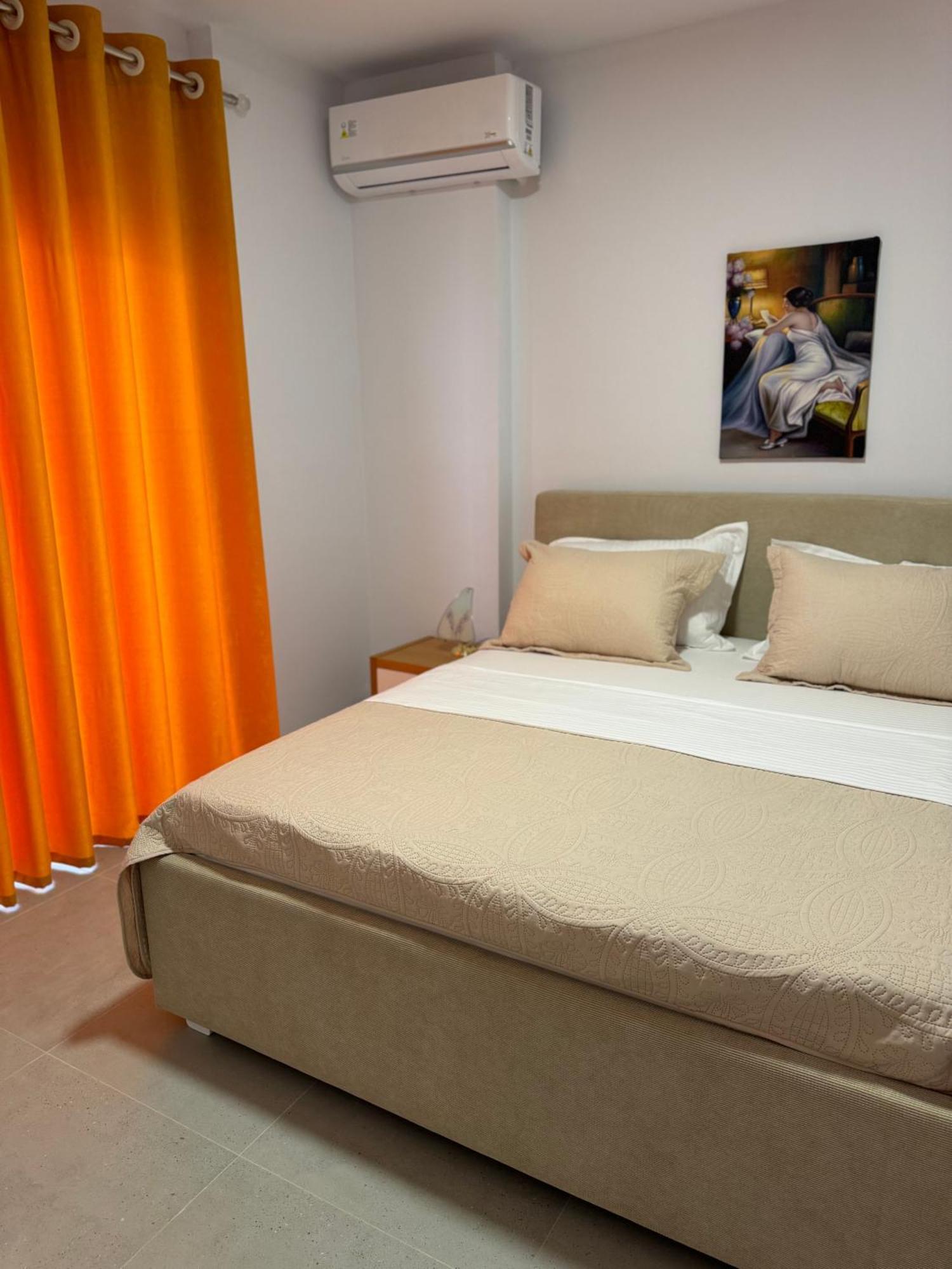 Odore Di Mare Apartments Sarandë Buitenkant foto