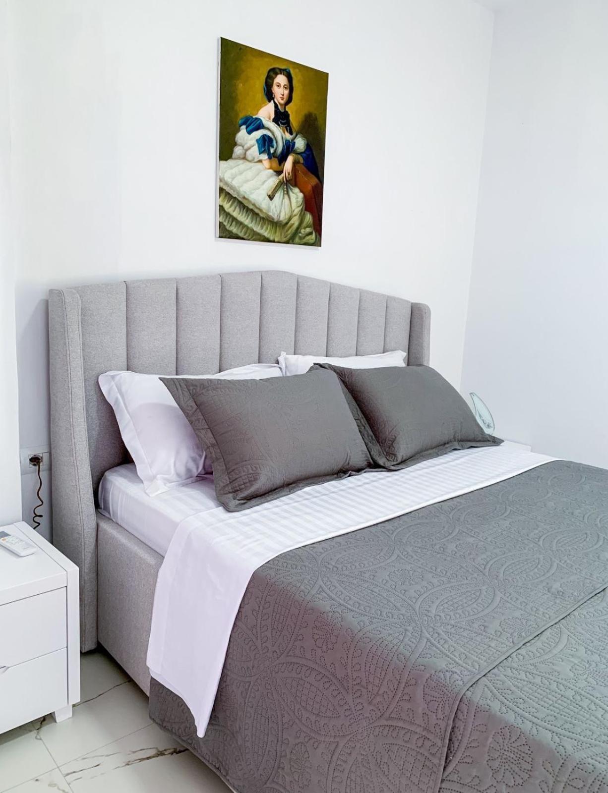 Odore Di Mare Apartments Sarandë Buitenkant foto
