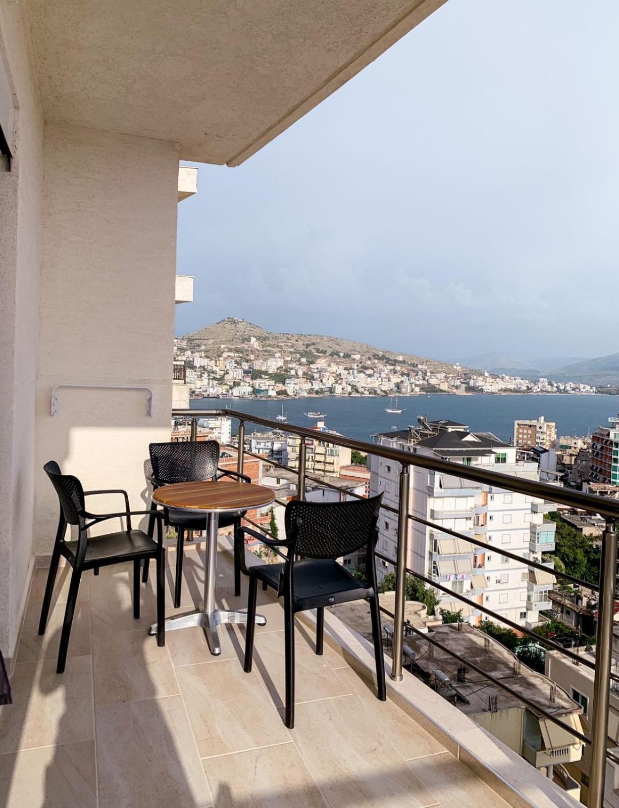 Odore Di Mare Apartments Sarandë Buitenkant foto
