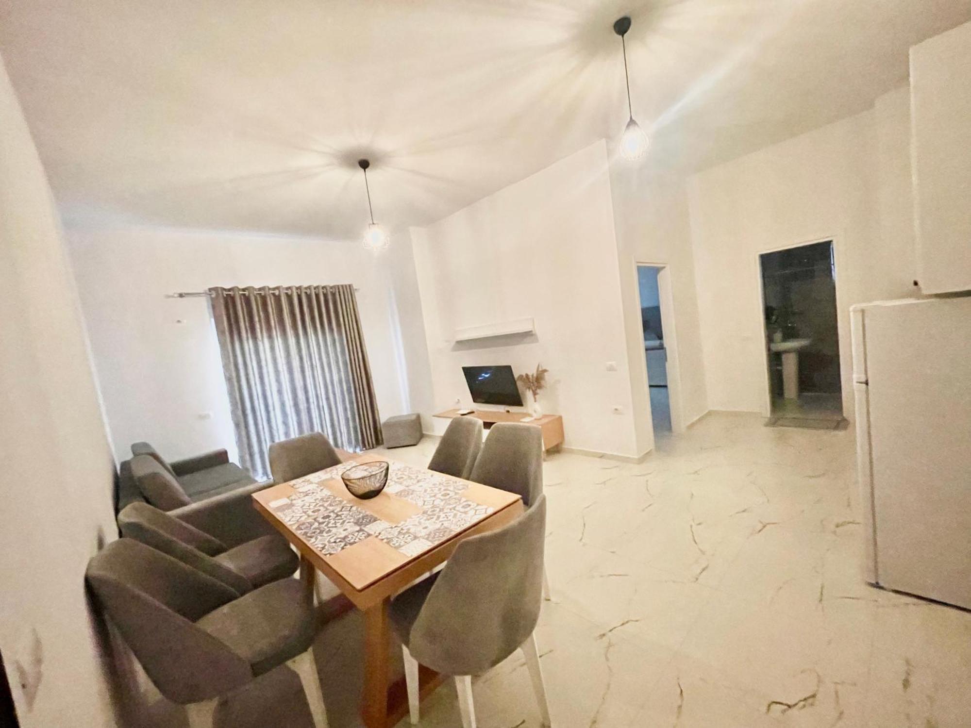 Odore Di Mare Apartments Sarandë Buitenkant foto