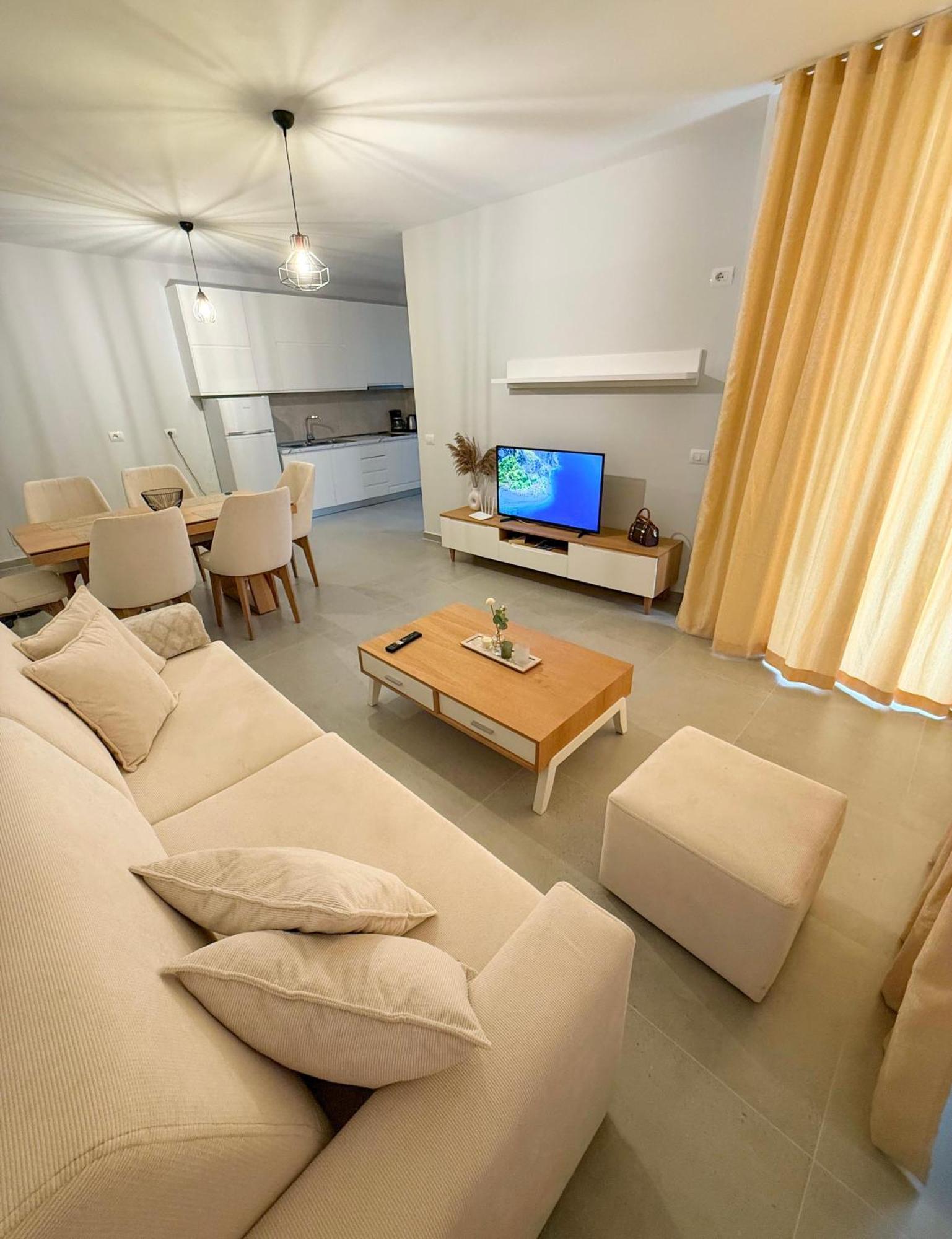 Odore Di Mare Apartments Sarandë Buitenkant foto