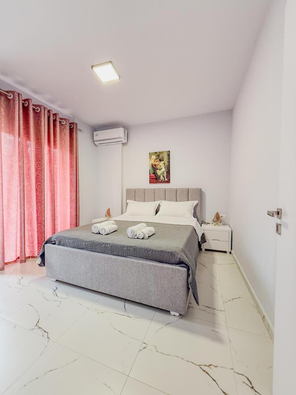 Odore Di Mare Apartments Sarandë Buitenkant foto