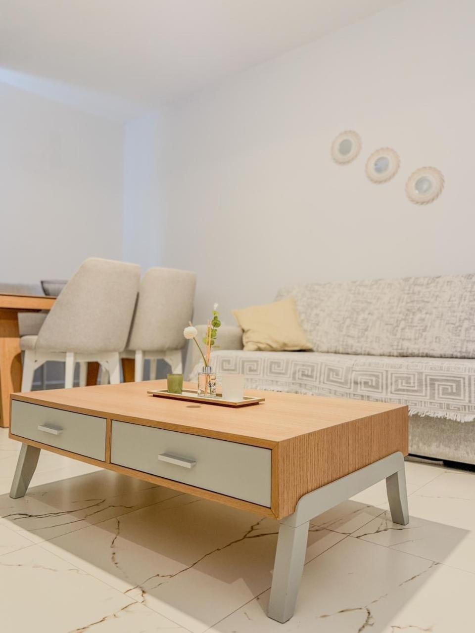 Odore Di Mare Apartments Sarandë Buitenkant foto