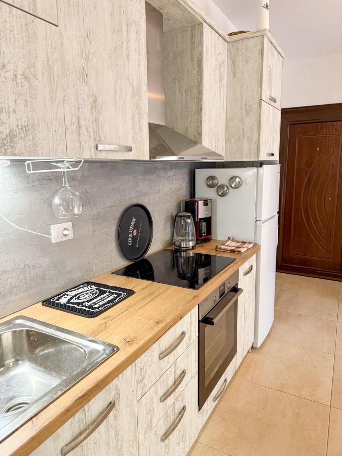 Odore Di Mare Apartments Sarandë Buitenkant foto